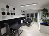 Coworking Space Gold - Gold-Coworking: 247-Schreibtischplatz im Herzen von Rüsselsheim