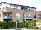 Seitenansicht mit Balkon - 