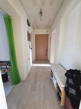 Flur - 2 Zimmer Etagenwohnung in Singen (Hohentwiel)