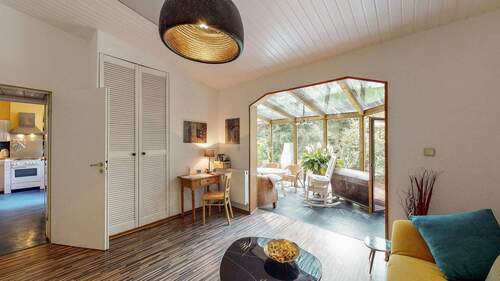 Wohnzimmer kl. Whg. - 