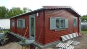 Eingangaseite - Neubau-Holzhaus, Dauer-Wohnen oder Wochenendhaus auf Campingplatz