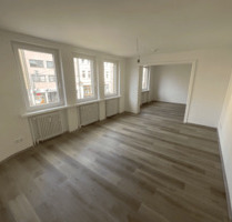 Geräumige 4-Zimmer-Wohnung mit Balkon! - Essen Altendorf