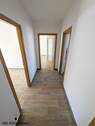 Flur - Etagenwohnung mit 60,00 m² in Limbach-Oberfrohna zur Miete