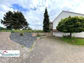 Zufahrt - 