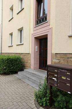 Hauseingang - 3 Zimmer Etagenwohnung in Gera