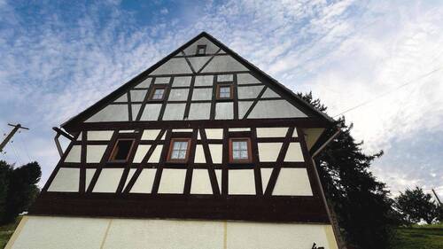 Außenansicht Wohnhaus - 