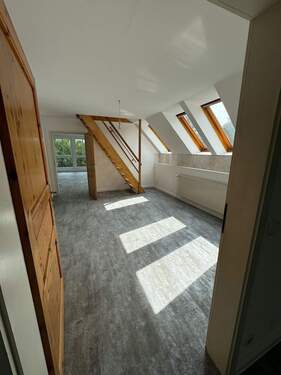 Großes Flurzimmer - 3 Zimmer Etagenwohnung zur Miete in Hamburg