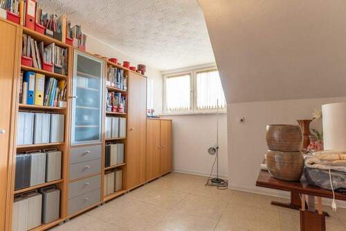 Arbeitszimmer im DG - 