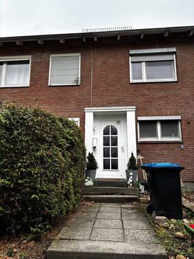 Ansicht außen.jpg - Mittelreihenhaus in ruhiger Lage und guter Anbindung