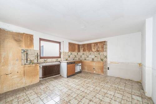 Küche im Erdgeschoss - Doppelhaushälfte mit 165,90 m&sup2; in München zum Kaufen
