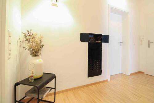 Flur - Etagenwohnung mit 63,20 m² in Stuttgart zum Kaufen