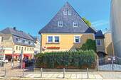 Seitenansicht vom Marktplatz Olbernhau - 8 Zimmer Mehrfamilienhaus, Wohnhaus zum Kaufen in Olbernhau