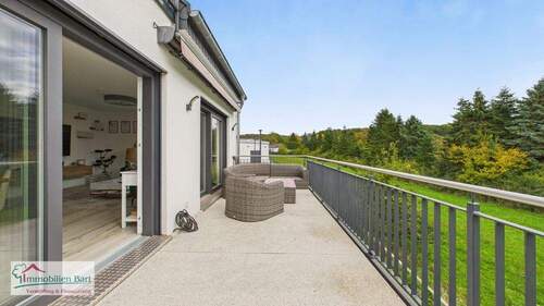 großer Balkon - 