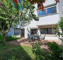 Wohnen mit Ausblick: Großzügige 4,5-Zimmer-Oase am Fuße der Wangener Höhe - Stuttgart