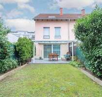 Modernes REH mit Garten, hochwertiger Ausstattung & viel Platz in Frankfurt-Schwanheim - Frankfurt am Main
