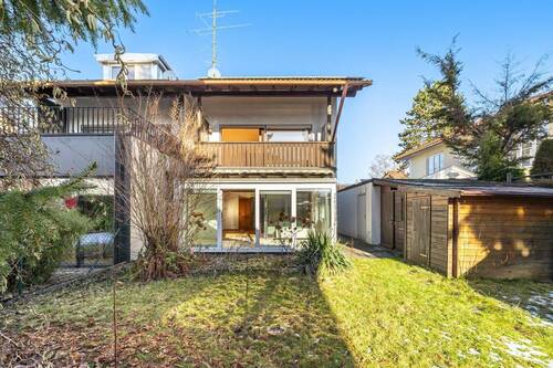 Blick vom Garten - Doppelhaushälfte mit 160,80 m&sup2; in München zum Kaufen