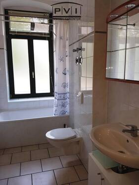 Badezimmer - 2 Zimmer Etagenwohnung zur Miete in Chemnitz