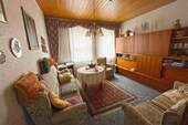 Wohnzimmer - Mehrfamilienhaus, Wohnhaus mit 233,00 m² in Goslar zum Kaufen
