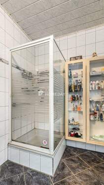 1. OG Badezimmer 1 2 - 