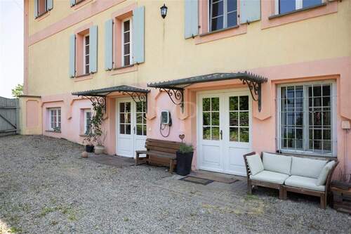 ö Einfahrt hinten - 