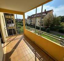 Modernisierte Wohnung mit Balkon in gepflegtem Wohnumfeld - Mannheim / Rheinau - Süd