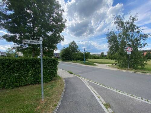 Grundstück mit Straßenschild Ecke Keilerstraße.jpg - 