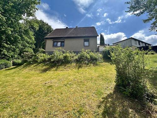 Hier können Sie sich verwirklichen - 7 Zimmer Einfamilienhaus zum Kaufen in Schmalkalden