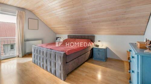 1. OG Elternschlafzimmer 1 - 