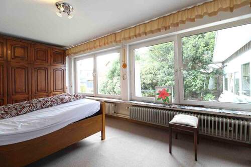 Schlafzimmer_EG - 