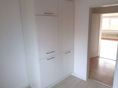 Küchenschrank mit integriertem Kühlschrank - 