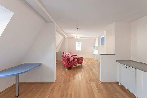 Wohnen Essen - 3 Zimmer Etagenwohnung zum Kaufen in München