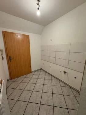 Eingangsbereich und Küchenbereich - 