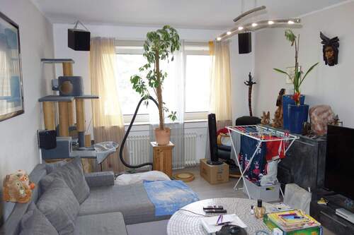 Wohnzimmer - 2 Zimmer Etagenwohnung zum Kaufen in Düsseldorf