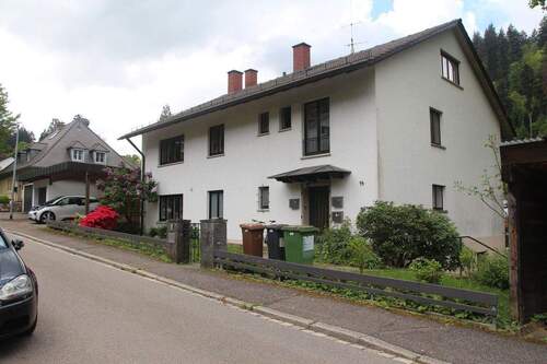 Aussansicht - 1 Zimmer Mehrfamilienhaus, Wohnhaus in Freiburg