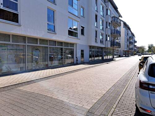 Straßenansicht Pestalozzistraße 70 - 