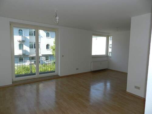 baugleiche Wohnung - Wohnzimmer - 2 Zimmer Etagenwohnung in Leipzig