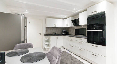 hochwertige Einbauküche - Sicheres Investment: Vermietete 2-Zimmer-Wohnung mit Top-Ausstattung