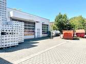Anlieferung - Halle zur Miete in Erlangen