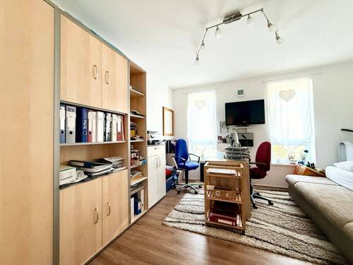 Arbeitszimmer - Etagenwohnung mit 100,00 m² in Ilvesheim zur Miete