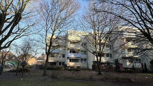 Wohnung Rückseitig mit Balkon - 3 Zimmer Etagenwohnung in Celle