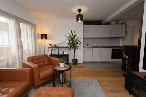 Wohnen - 2 Zimmer Etagenwohnung in München