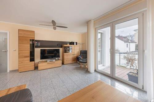 großer Wohnbereich - 3 Zimmer Etagenwohnung zum Kaufen in Hagen