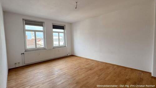 04 Schlafzimmer.jpeg - 