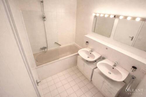 Bad - Etagenwohnung mit 93,00 m&sup2; in Reutlingen zum Kaufen