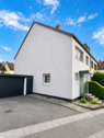 Garage und Stellplatz - großzügige, gepflegte Doppelhaushälfte aus erster Hand