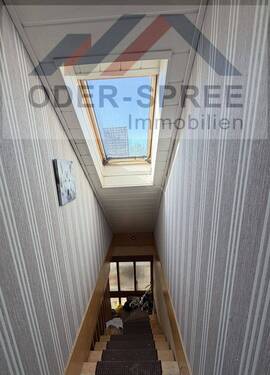 Treppe ins Dachgeschoss - 