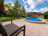 Garten mit Pool - 