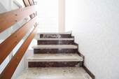 14 Hausflur - 