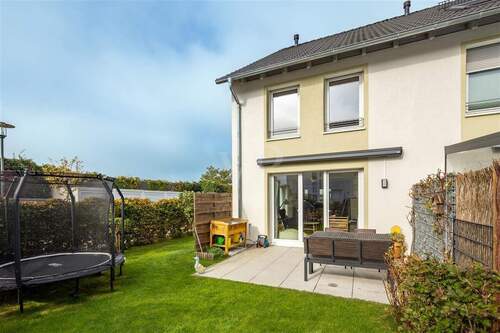  ö Gartenansicht - 5 Zimmer Reihenendhaus zum Kaufen in Memmingen