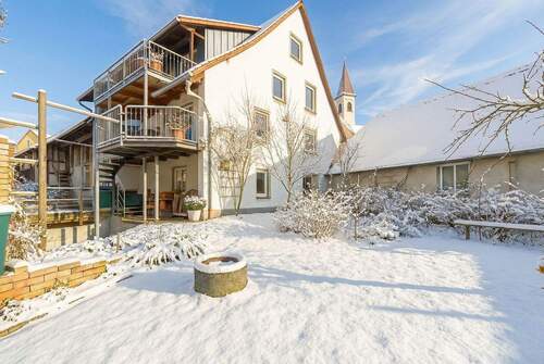 Rückansicht - 7 Zimmer Bauernhaus, Landhaus zum Kaufen in Illmensee